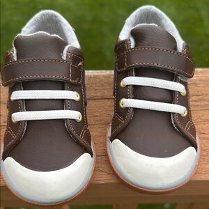 EUC Lucci Sneaker See Kai Run: Brown Leather Toddler Shoes Size 9